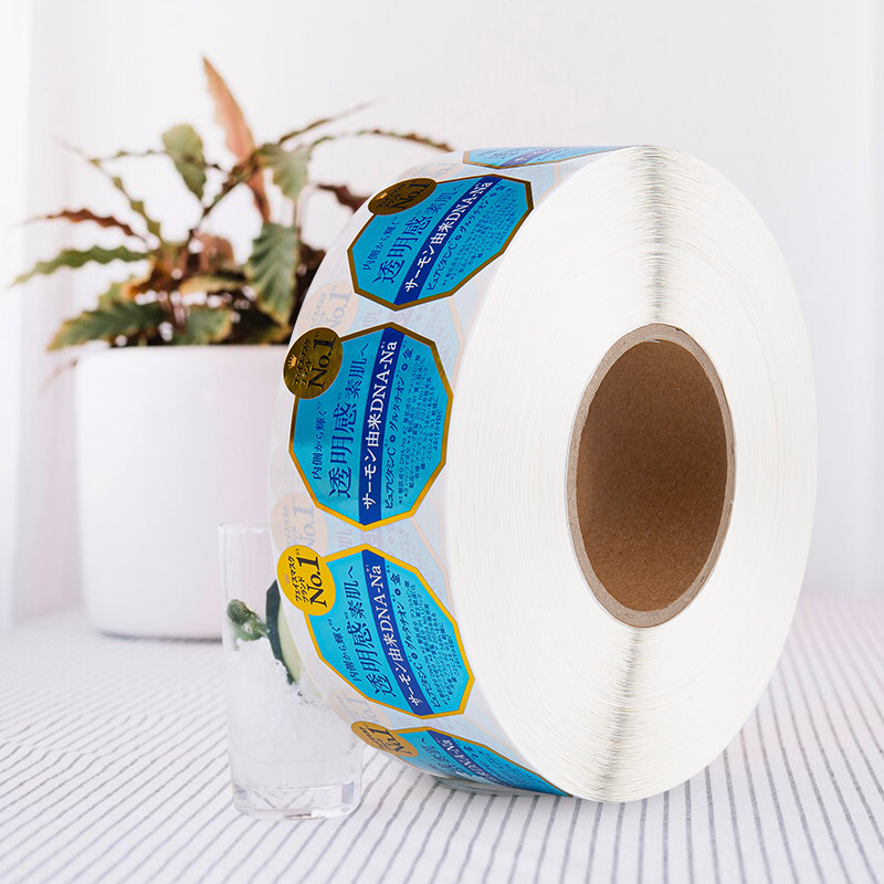 Ang hindi tinatagusan ng tubig-patunay na kagandahan ng self-adhesive sticker label